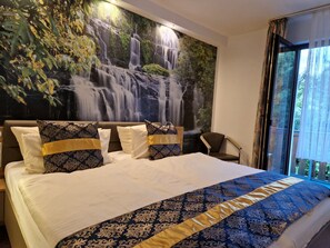 Comfort Double Room | In-room safe, individually furnished, desk, laptop workspace - Hotel Paidion (Braunlage)