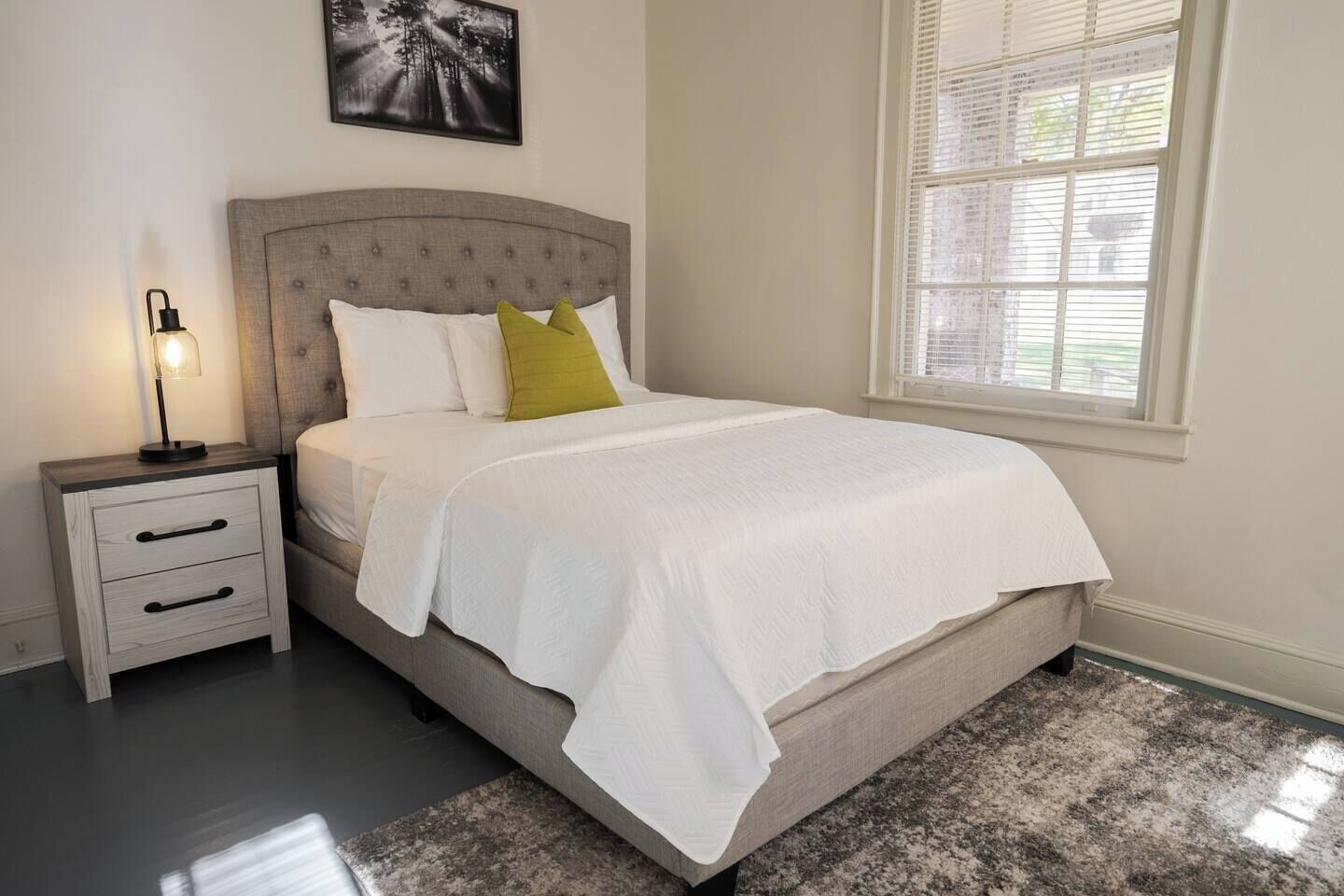 2 bedrooms, desk, iron/ironing board, free WiFi