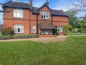 Front of property - Brasted's Lodge  (Norwich)