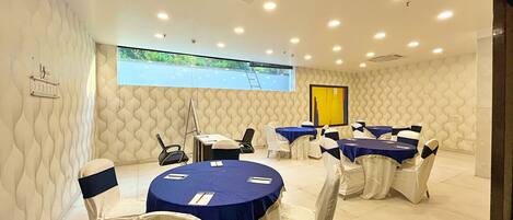 Toplantı salonu/imkânları