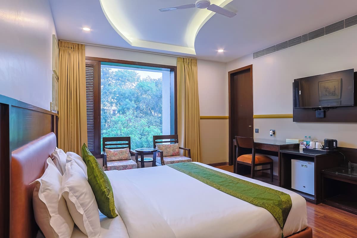 Premium Double or Twin Room | Egyptian cotton sheets, premium bedding, Select Comfort beds