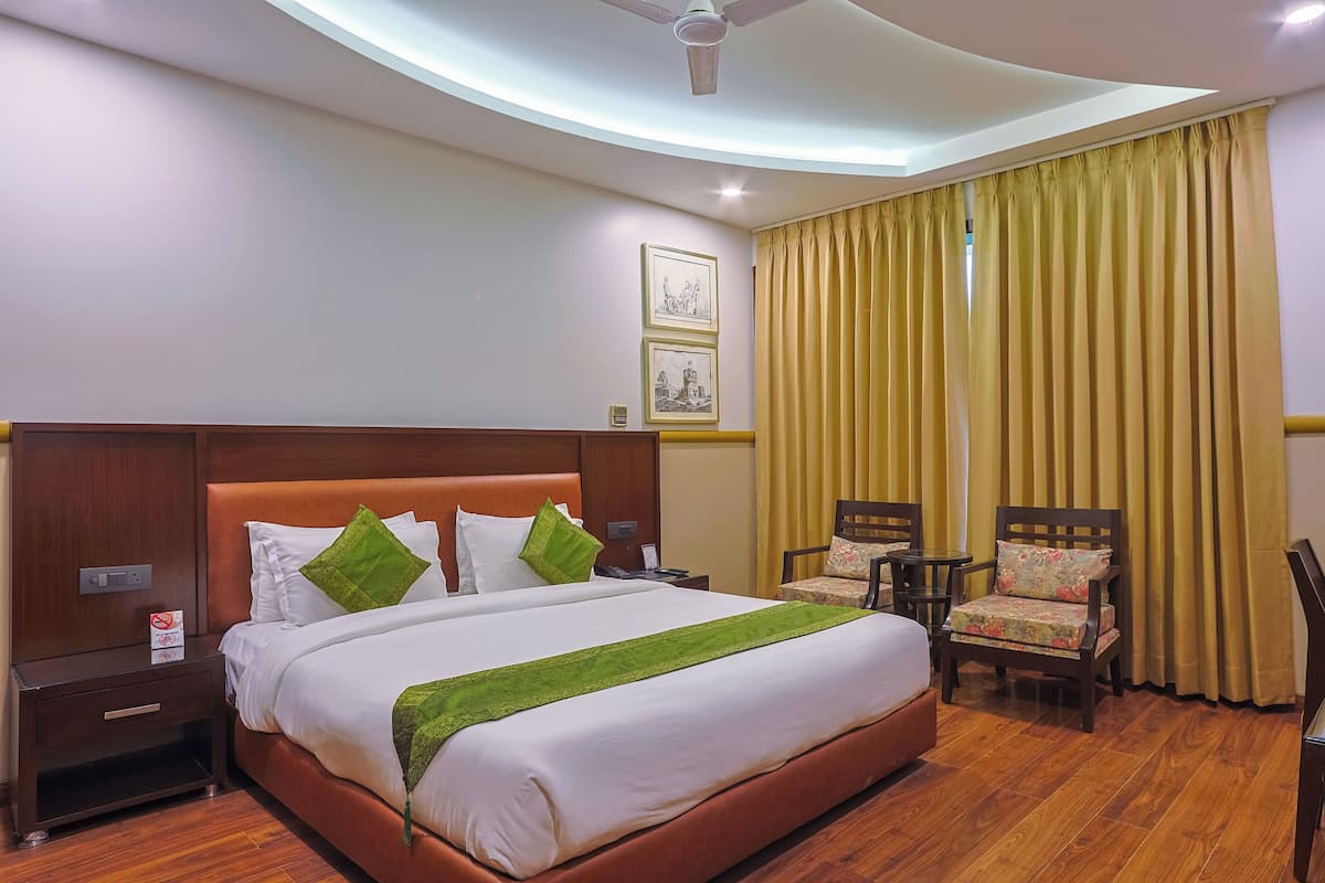 Premium Double or Twin Room | Egyptian cotton sheets, premium bedding, Select Comfort beds