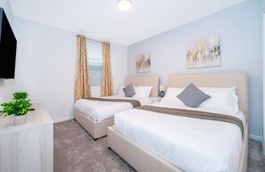 2 bedrooms, iron/ironing board, WiFi, bed sheets