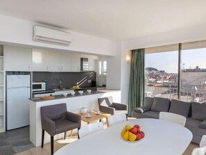Interior - Jaume II by Interhome (Palamós)