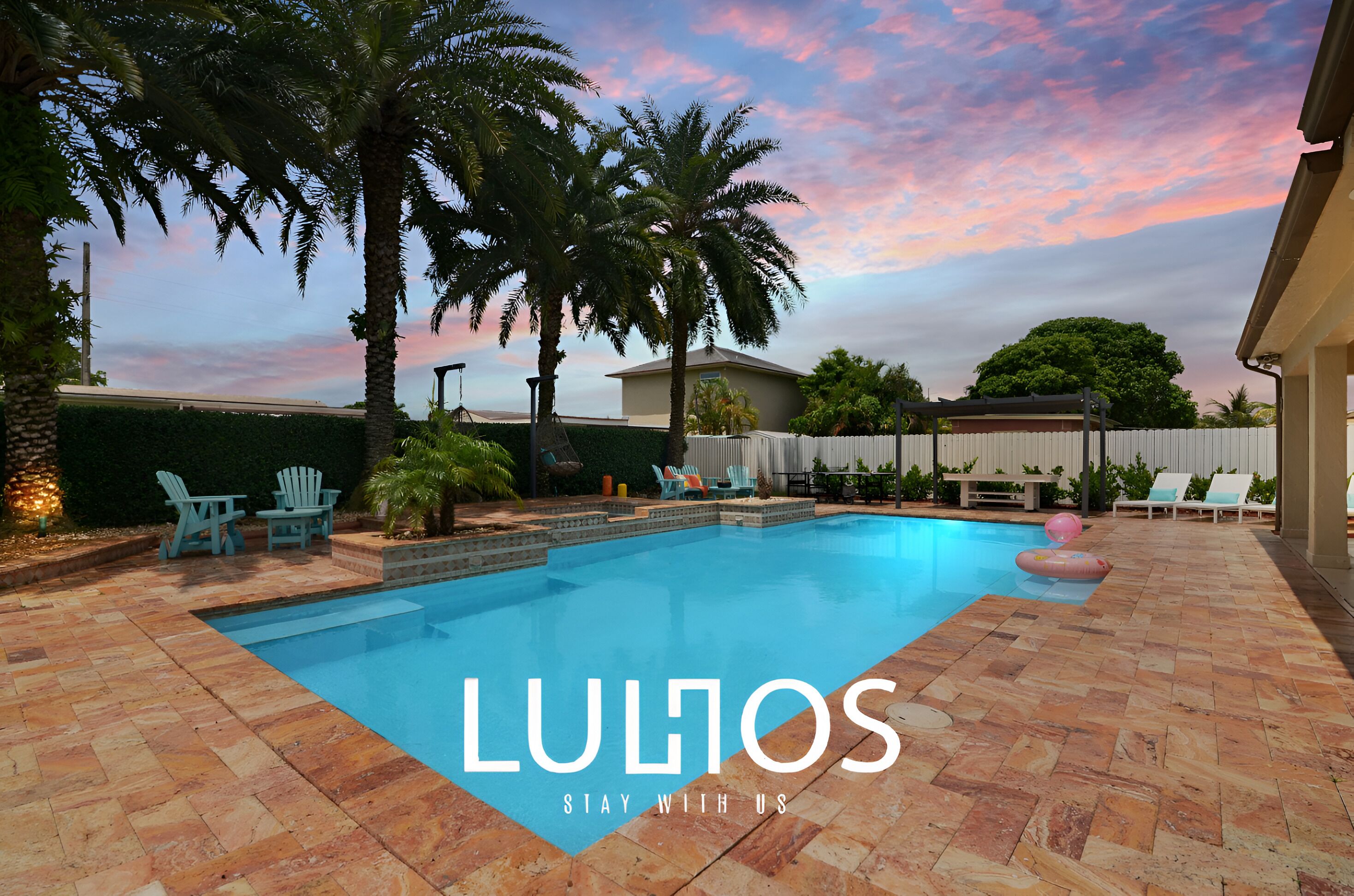 Miami Chilling-Amenities with Hot Pool-spa, pool table and BBQ