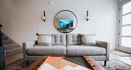 Serene Lake Getaway at Stunning Scandi Home