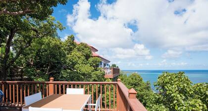 Sea Breeze - An Intimate Villa Rental Overlooking Leverick Bay.