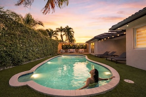 Outdoor pool, a heated pool