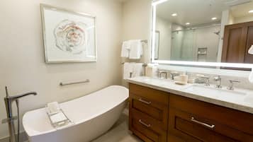 Room, 1 Bedroom | Bathroom