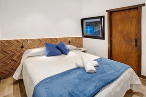 2 bedrooms, free WiFi, bed sheets - Vacation Home "Casa Miranda" with Whirlpool & Wi-Fi (Candelaria)