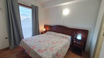 1 habitación y ropa de cama