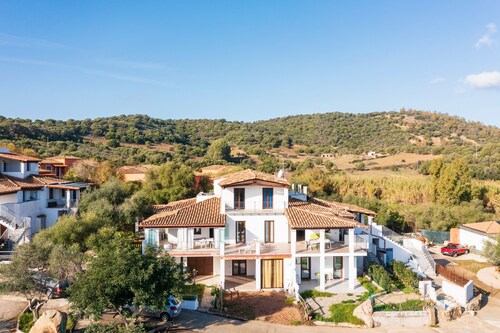 Vacation Home "Marina Holiday" with Sea View, 2 Private Terraces & Wi-Fi