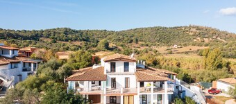 Vacation Home "Marina Holiday" with Sea View, 2 Private Terraces & Wi-Fi