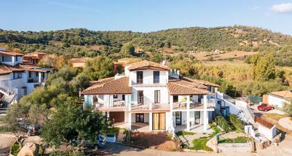 Vacation Home "Marina Holiday" with Sea View, 2 Private Terraces & Wi-Fi