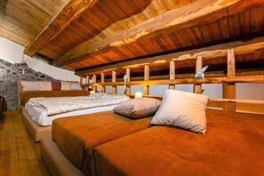 1 quarto, roupa de cama
