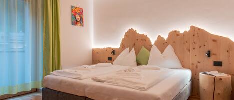 3 chambres, accĂšs au Wi-Fi (inclus), literie fournie