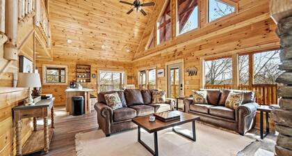 Spring Deals with March, April, & May Dates • Smoky Mtn Cabin: Game Room/Hot Tub