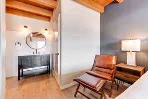 Värdeförvaringsskåp på rummet, gratis wi-fi och sängkläder