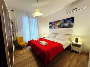 5 bedrooms, iron/ironing board, travel cot, free WiFi - Sea-View Villa with Private Pool between Palermo & Cefalù (Altavilla Milicia)