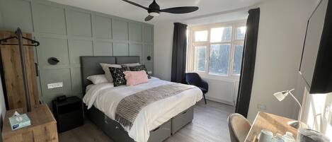 Deluxe Double or Twin Room