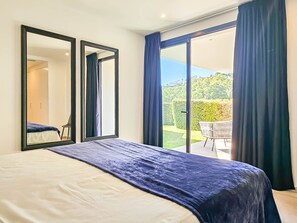3 chambres, fer et planche à repasser, Wi-Fi gratuit