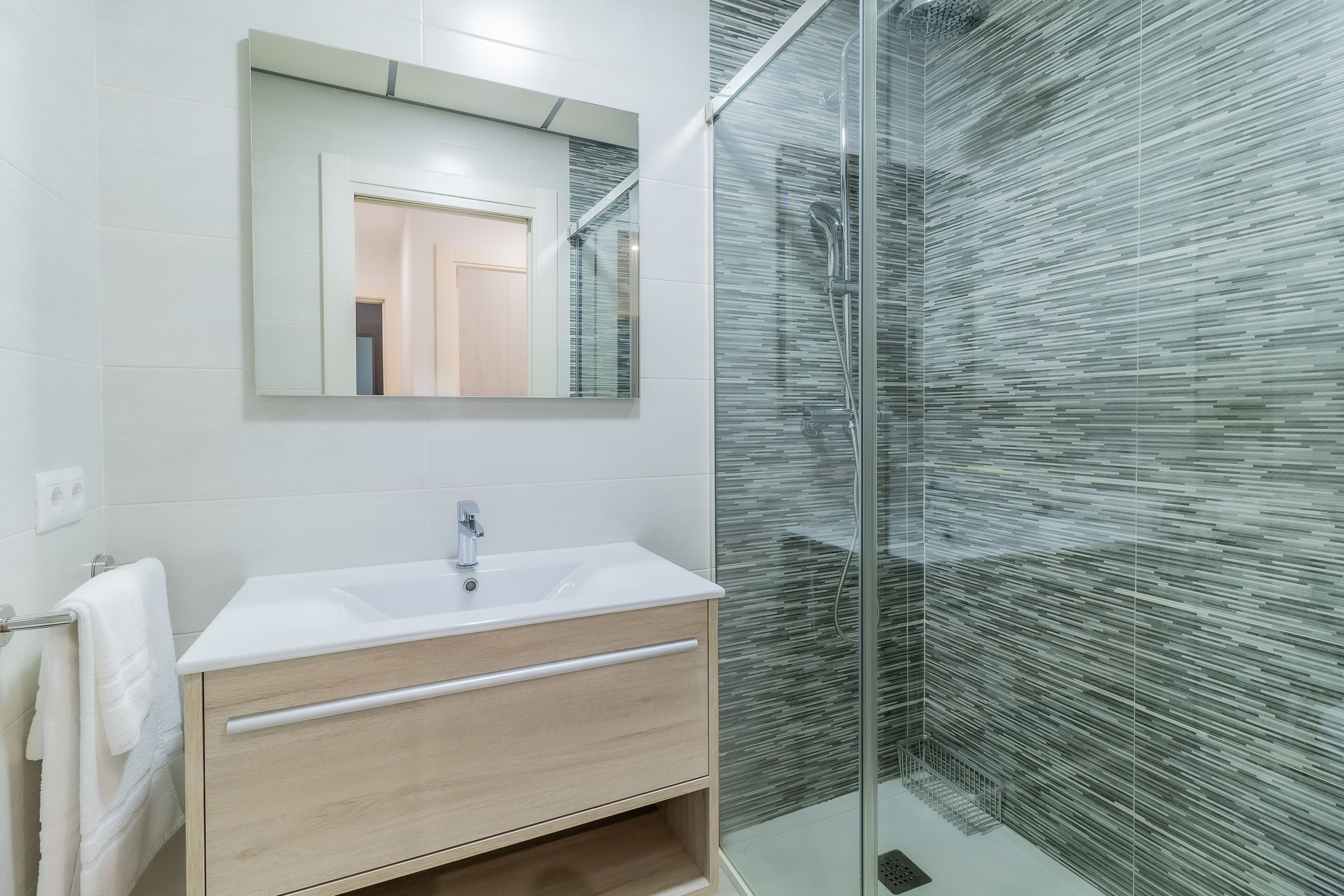 Grand appartement | Badkamer | Handdoeken, toiletpapier