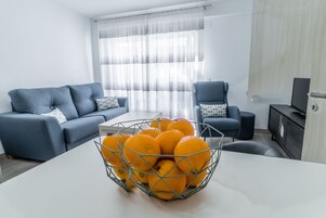 Televisión de pantalla plana de 28 pulgadas con canales por cable