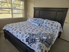 2 dormitorios, escritorio, tabla de planchar con plancha y wifi gratis