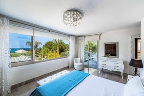 4 quartos, ferros/tábuas de passar roupa, Wi-Fi, roupa de cama
