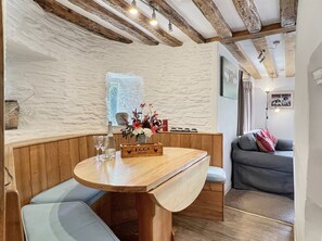 تناول الطعام