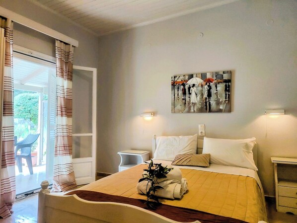 2 bedrooms, in-room safe, soundproofing, iron/ironing board