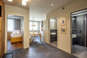 Superior Apartment, 2 Bedrooms | Bathroom - SWISSPEAK Resorts Meiringen (Meiringen)