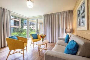 Standard Apartment, 3 Bedrooms | Living area - SWISSPEAK Resorts Meiringen (Meiringen)