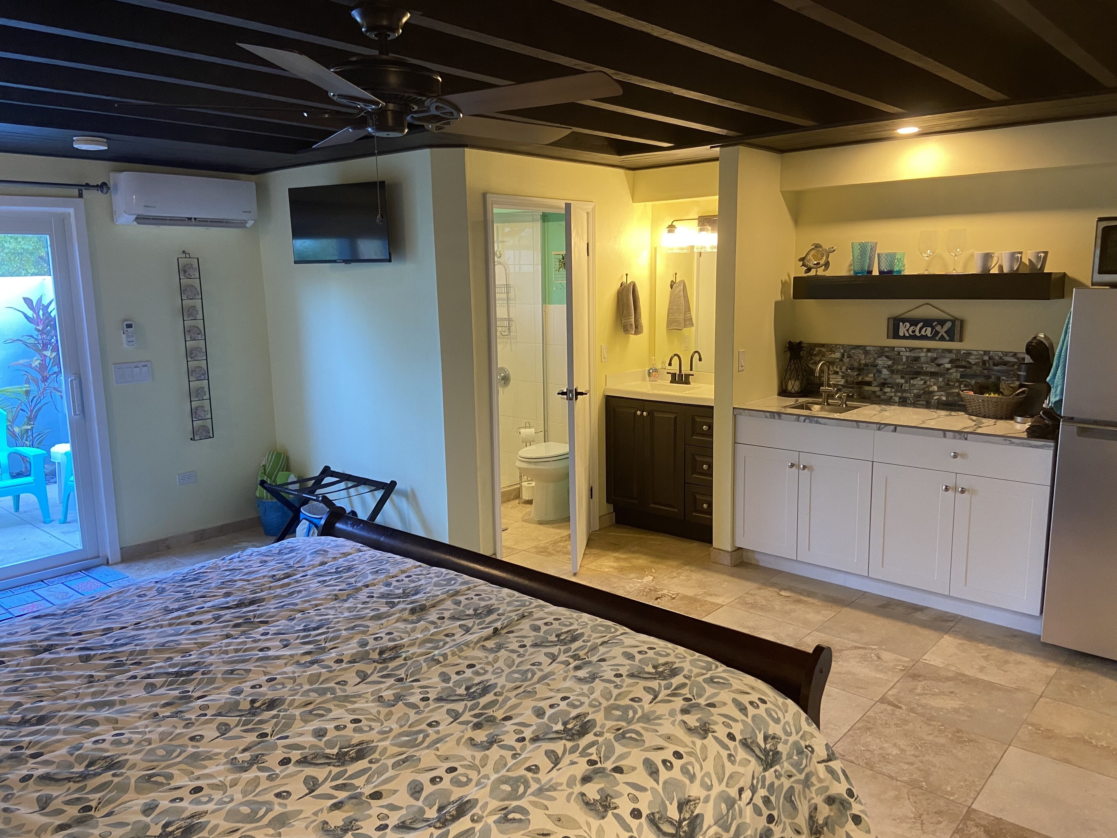 1 bedroom, iron/ironing board, free WiFi, bed sheets