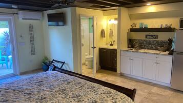 1 bedroom, iron/ironing board, free WiFi, bed sheets