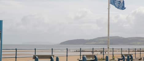 平房 | 海灘 | 鄰近海灘