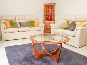 Cottage | Interior - Bryn Mor (Tyn-y-Gongl)