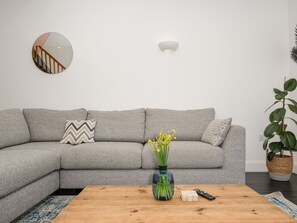 Interior - Zephyr (Helston)