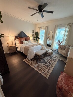 3 bedrooms, free WiFi, bed sheets - Full Home: Historic Augusta (3.5 Miles To Course) (Augusta)