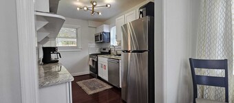 Spacious Family sized Home near Metro Station