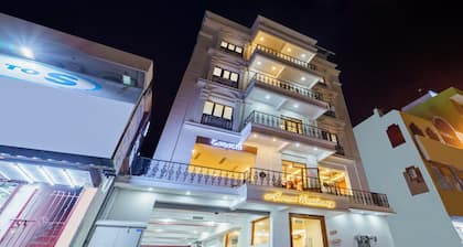 Treebo Aaravi Residency, 800 Mtrs From Promenade Beach