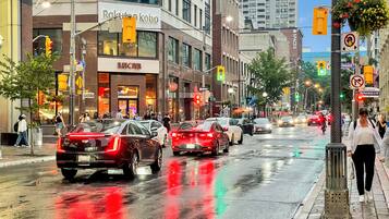 Top Hotels Closest to Union Station from $132 | Hotels.com