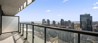 Stallion Suites - Downtown Toronto