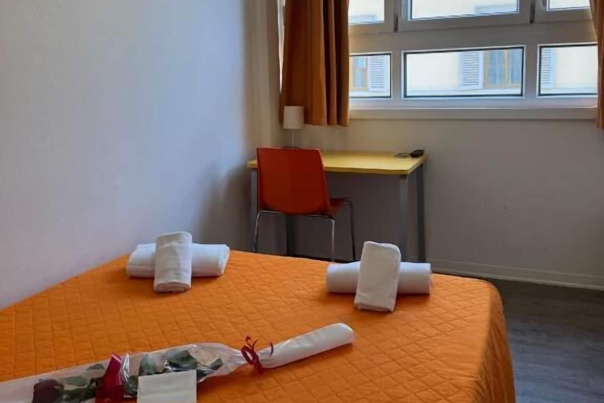 1 habitación, wifi gratis y ropa de cama
