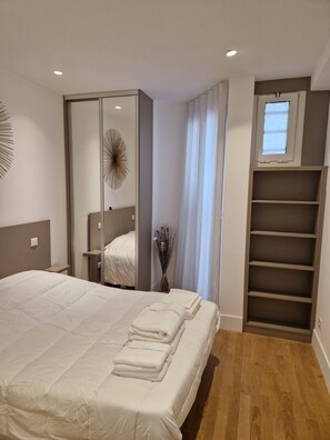 2 Schlafzimmer, Bügeleisen/Bügelbrett, kostenloses WLAN, Bettwäsche