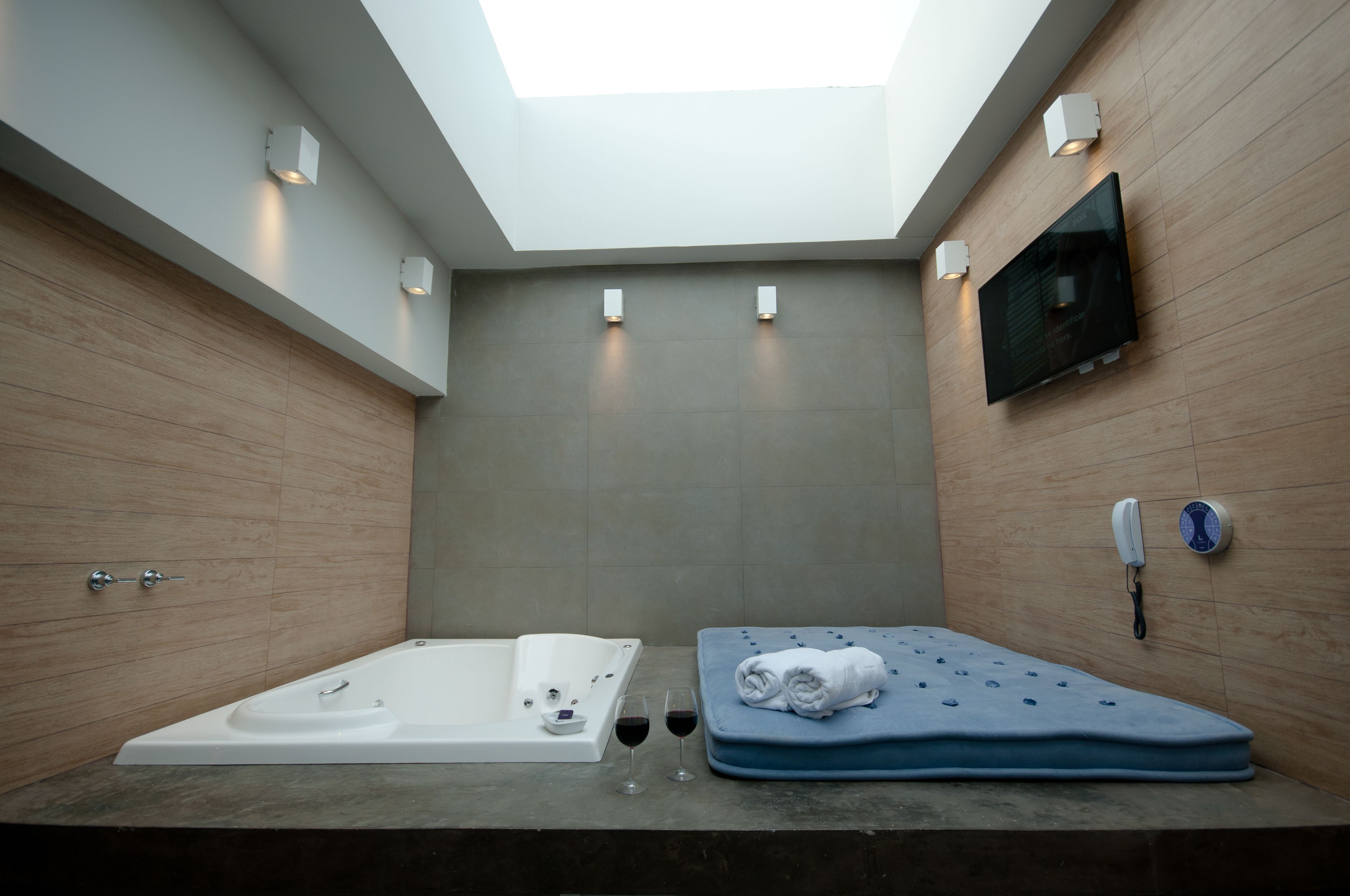 Foto - Lush Motel Ipiranga