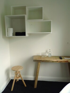 Télévision à écran plat