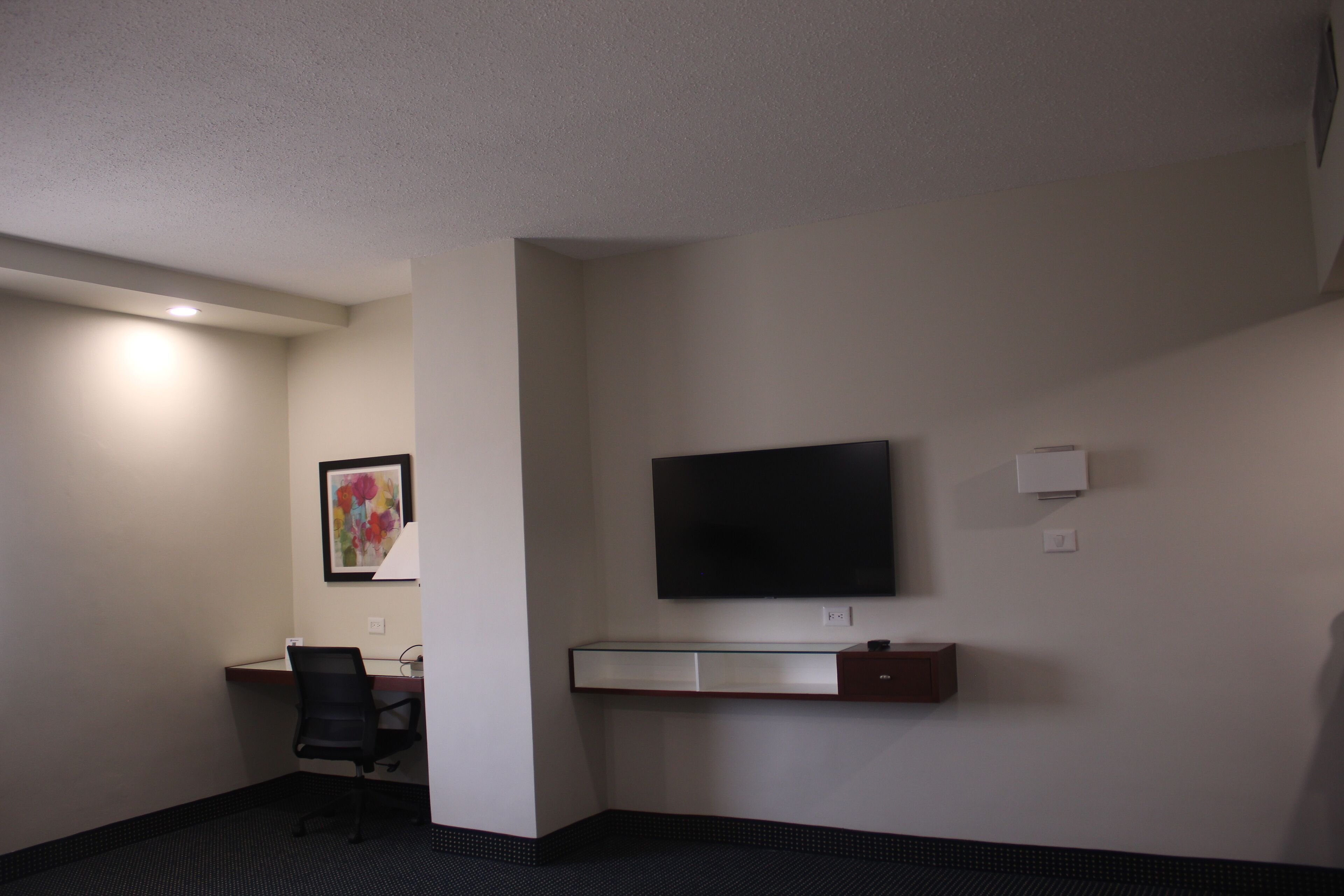 suite, 1 king bed, non smoking, kitchenette | premium bedding, in-room safe, desk, laptop workspace