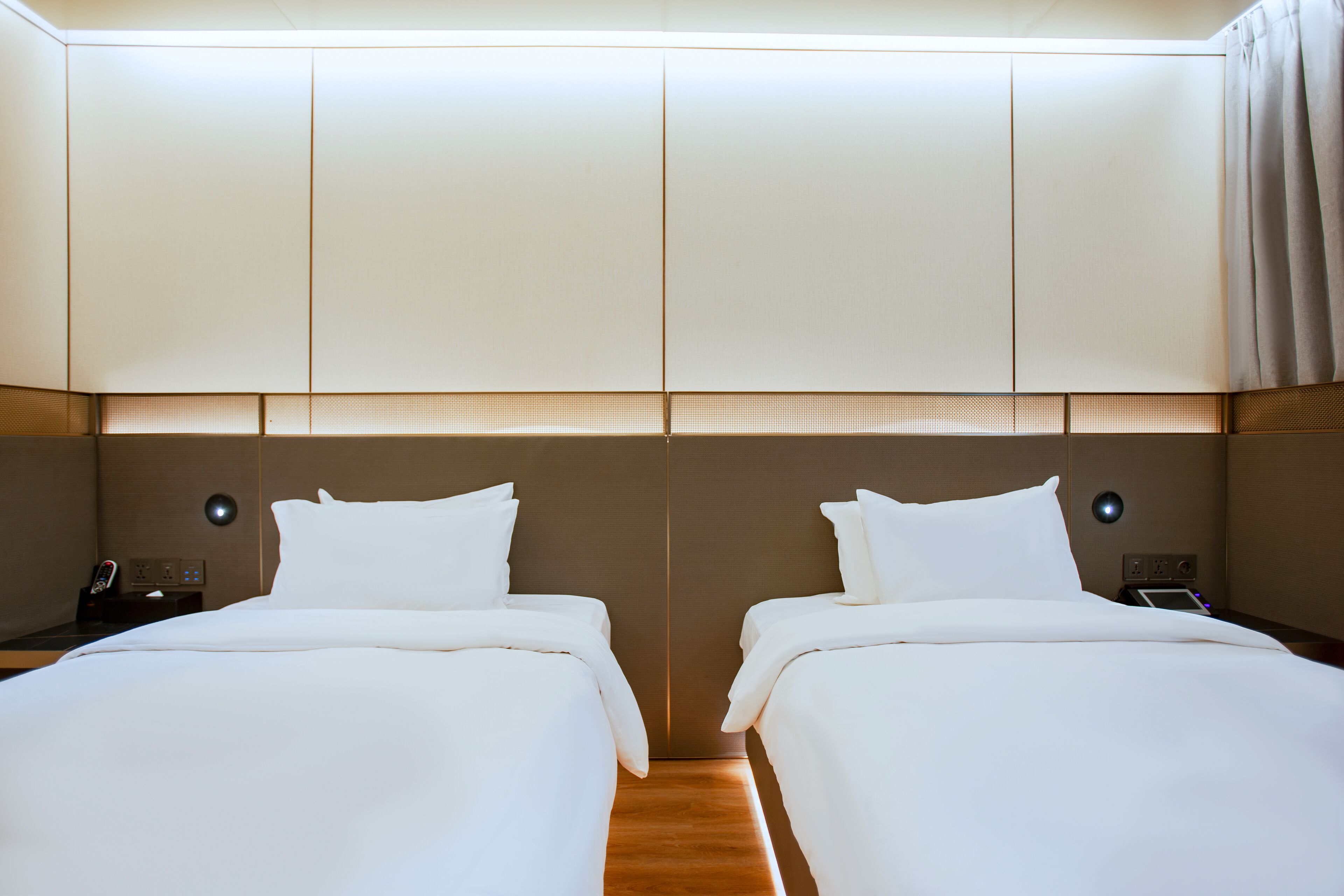 1 bedroom, premium bedding, in-room safe, individually decorated