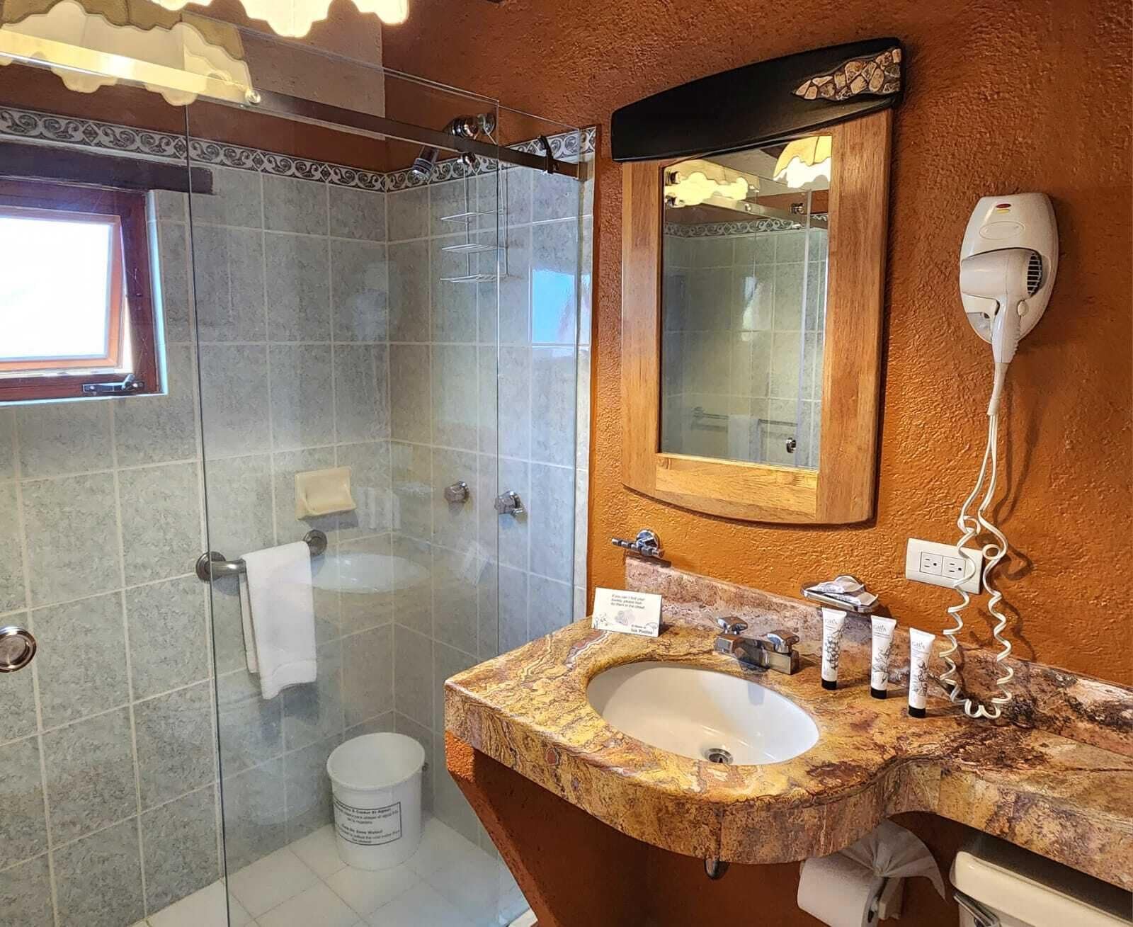 Foto - El Meson de los Poetas